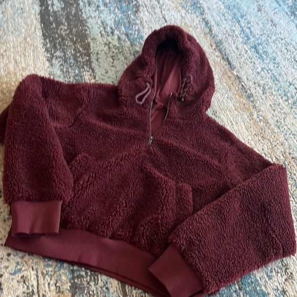 Lululemon 1/2 zip fleece 6 - Picture 4 of 13